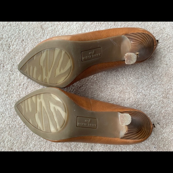 Anne Klein iFlex Falicia Pump - Picture 3 of 7